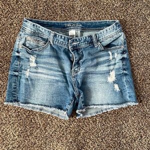 Maurcie’s Distress Shorts